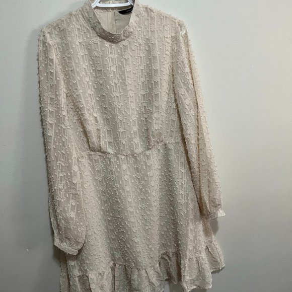 Vero Moda Dress Ivory Colour Size XL - Picture 2 of 12